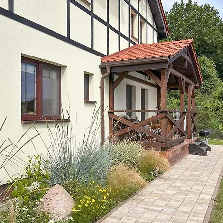 2 Bedroom Lovely In Debina