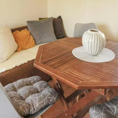 2 Bedroom Gorgeous In Debina *