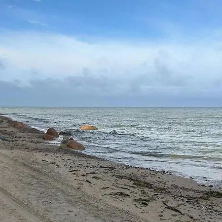 Nyaraló 2 Bedroom Gorgeous In Debina Debina (Ustka)