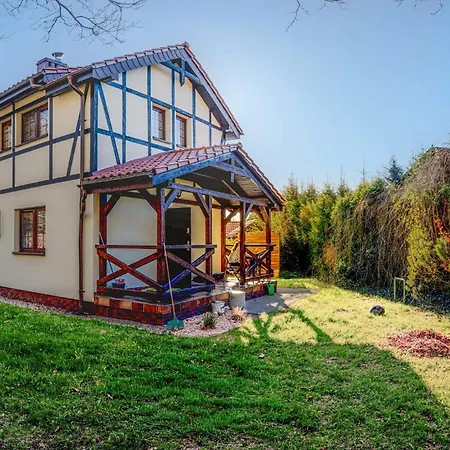 2 Bedroom Lovely In Debina