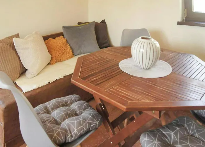 2 Bedroom Gorgeous In Debina *