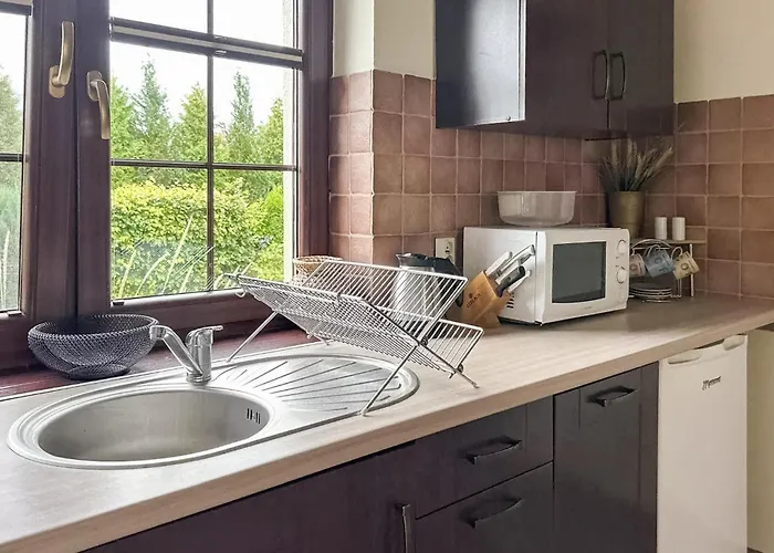 2 Bedroom Gorgeous In Debina Debina (Ustka)